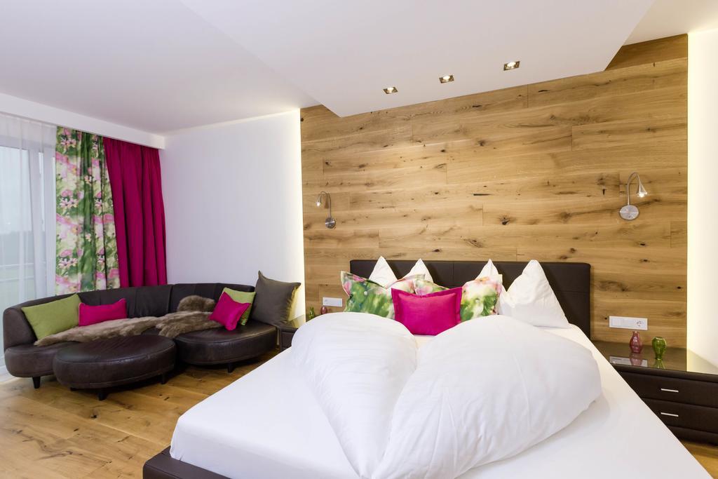 Trippelgut - Schlafgut Hotel Feldkirchen in Kärnten Buitenkant foto